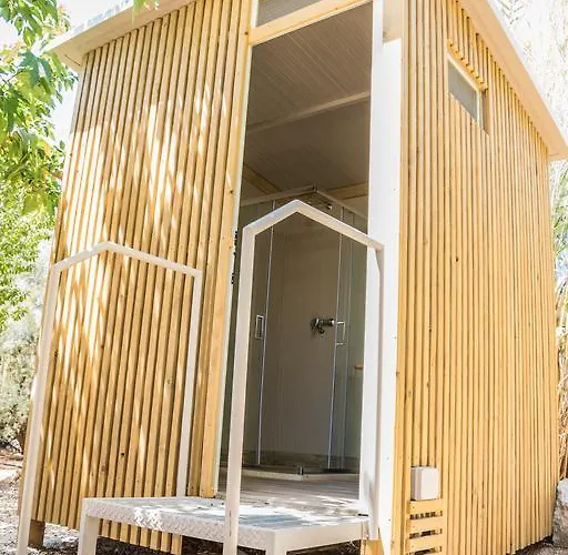 托雷尚贝雅露营地